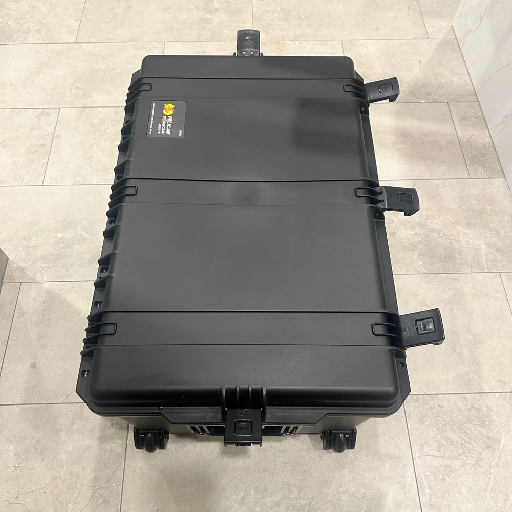 Pelican iM2975 Black Hard Shell Rolling Case with Foam Inserts. New. Never used